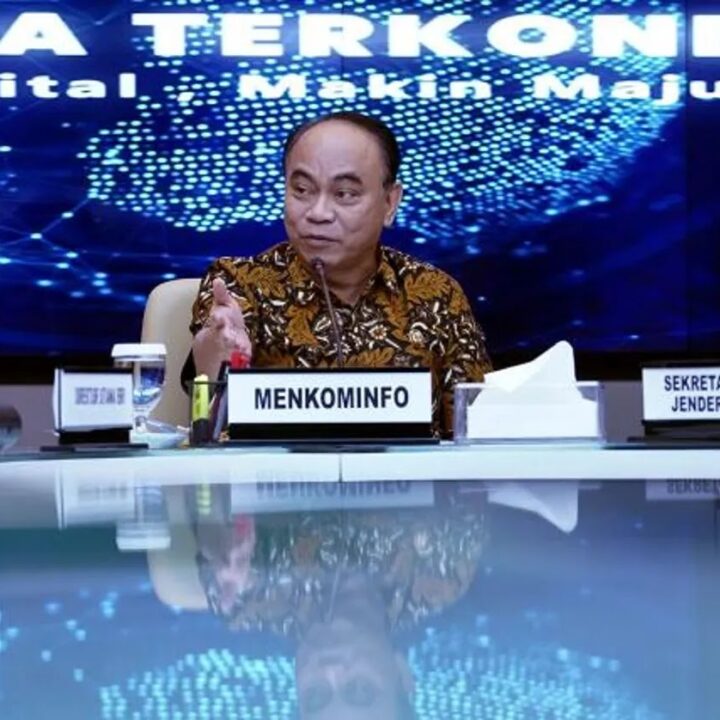 Imbauan Menkominfo ke operator seluler dan ISP: Tutup judi online