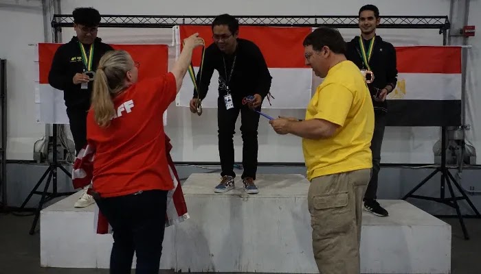 Ikuti kompetisi robot internasional, tim Indonesia borong 9 mendali