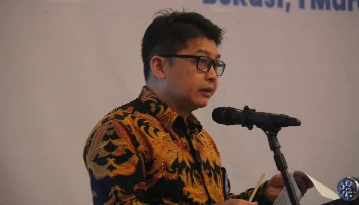 Adie20kemenperin.jpeg