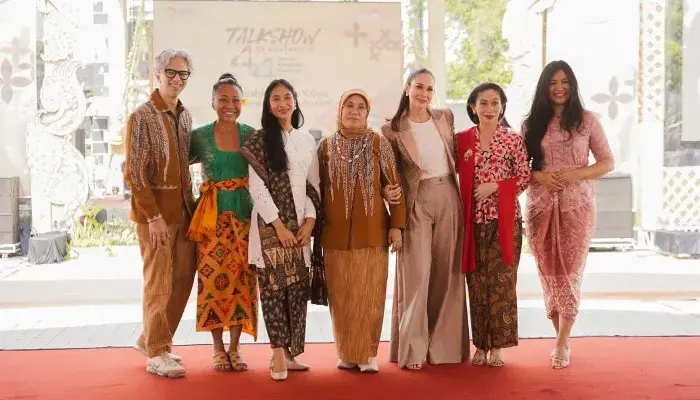 Dibalut budaya, produk fesyen dan kriya lokal Indonesia go global Dibalut budaya, produk fesyen dan kriya lokal Indonesia go global