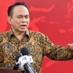 Menkominfo: Judol sama pinjol ilegal ini adik-kakak, saudara kandung!