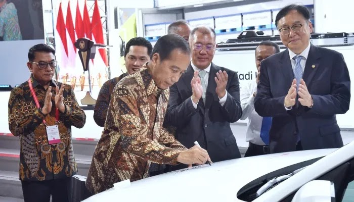 Resmikan pabrik baterai EV, Presiden Jokowi yakin RI jadi pemain global