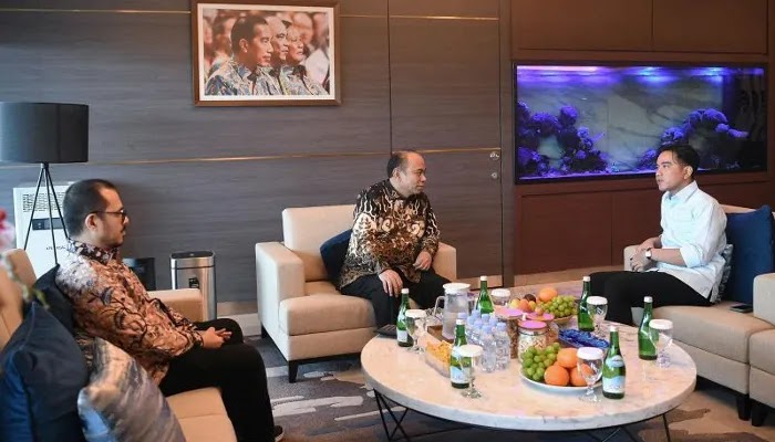Wapres terpilih Gibran datangi Kominfo, bahas ancaman siber