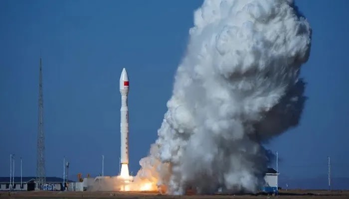 Oman luncurkan satelit bertenaga AI, dilengkapi sensor canggih