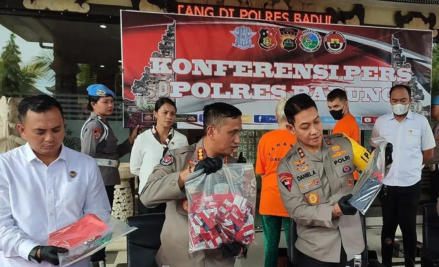 2 WNA Rusia diciduk polisi jalankan prostitusi di Bali via website