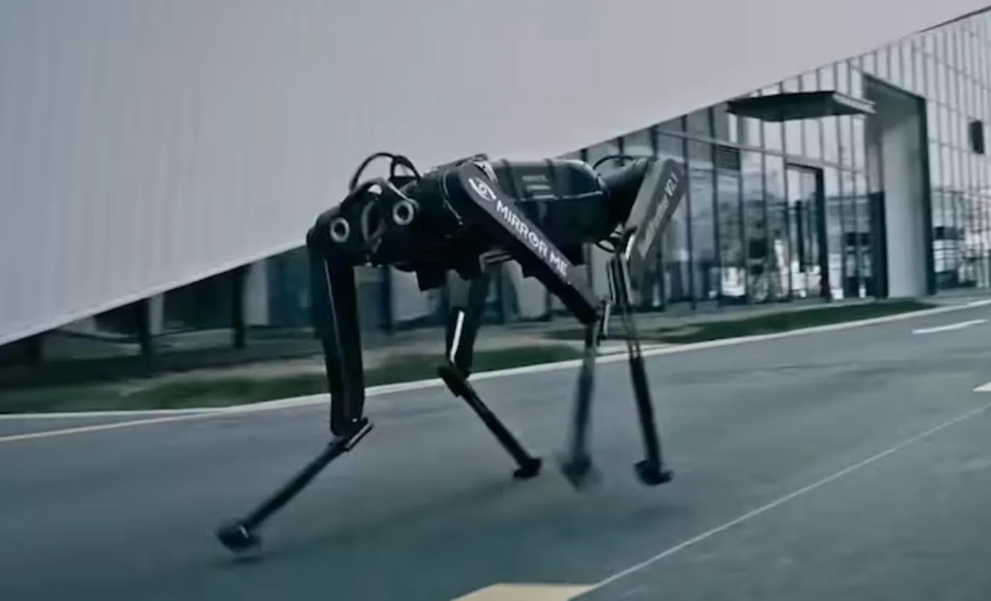 China buat robot anjing AI, lari 100 meter dalam waktu 10 detik