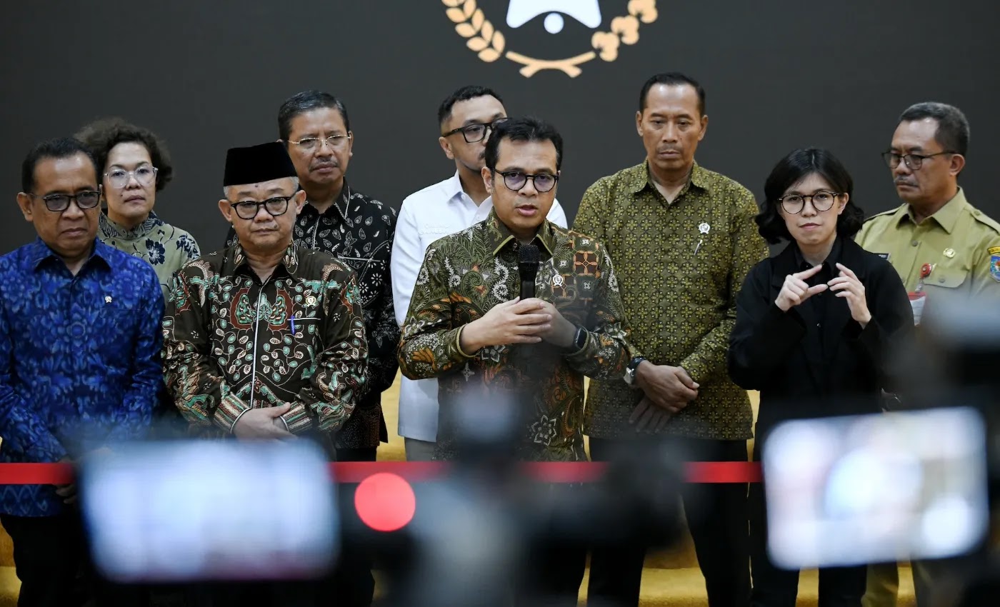 Wamenkomdigi Nezar Patria: kita harus menjadi developer AI