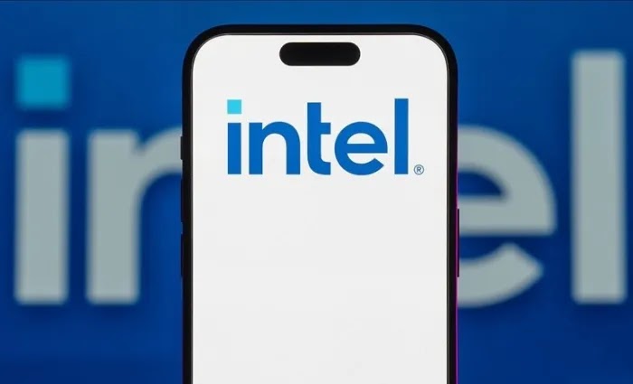 Revolusi AI, SoftBank guyur investasi $2 miliar ke Intel