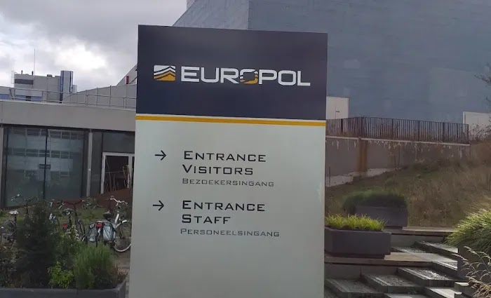 Europol wanti-wanti penjahat dan teroris pakai drone dan robot