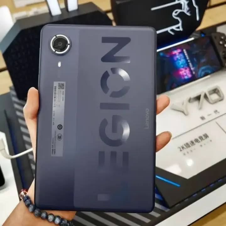 Lenovo Legion Y700 Infinite Meluncur dengan Layar OLED 165Hz, Snapdragon 8 Elite Gen 5 dan RAM 24GB
