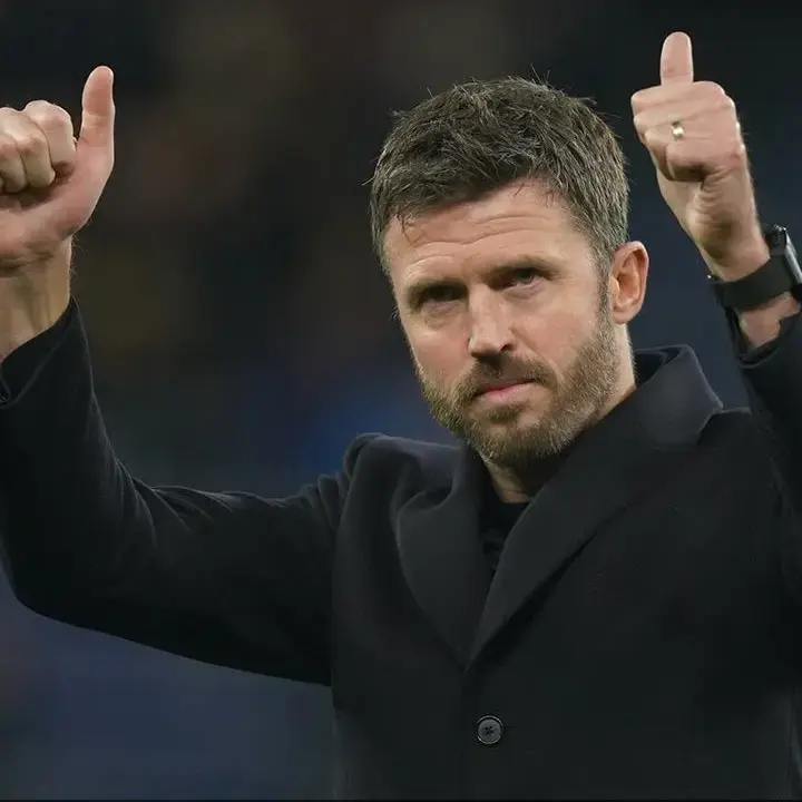 Manchester United Belum Berhenti Belanja Pemain, Michael Carrick Pastikan Skuad Terus Diperkuat