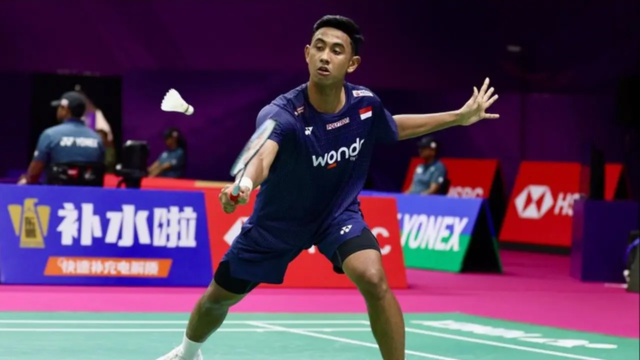 Alwi Farhan Melaju ke Babak 16 Besar Kejuaraan Dunia BWF 2026