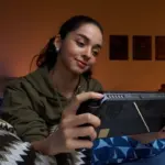 Asus ROG Xbox Ally X20 Resmi Meluncur dengan Bodi Transparan dan Layar OLED 120 Hz