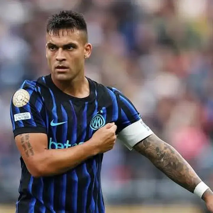Barcelona Incar Lautaro Martinez, Inter Milan Tegaskan Sang Kapten Tak Dijual