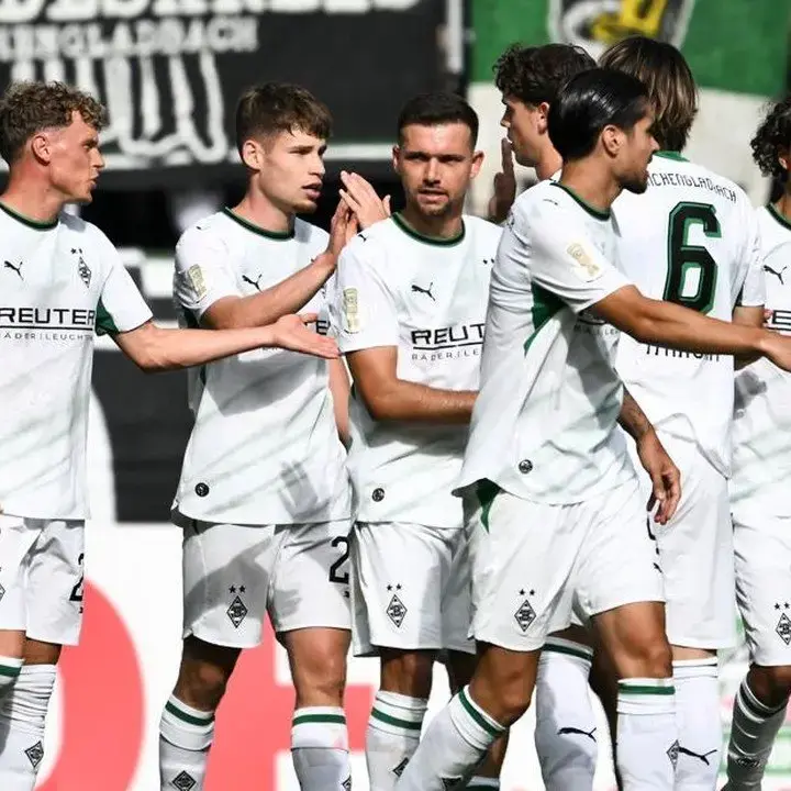 Borussia Moenchengladbach Menang 5-0 atas Schott Mainz, Kevin Diks Tampil sebagai Starter
