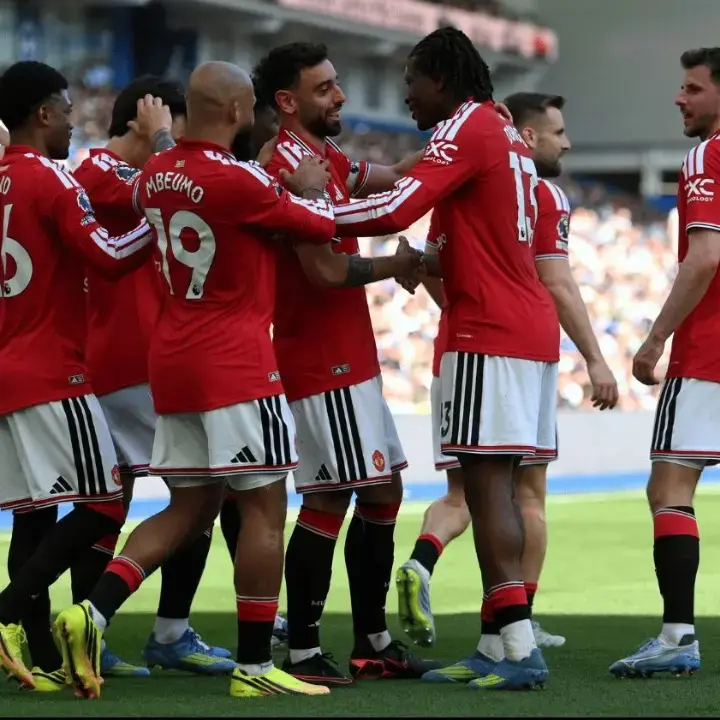 Luke Shaw Sebut Skuad Manchester United Saat Ini Paling Positif dan Berbakat
