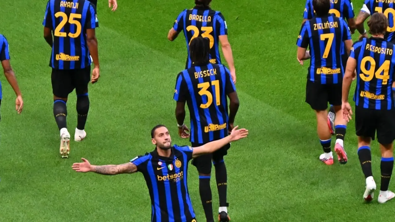Pemain Inter Milan Selebrasi