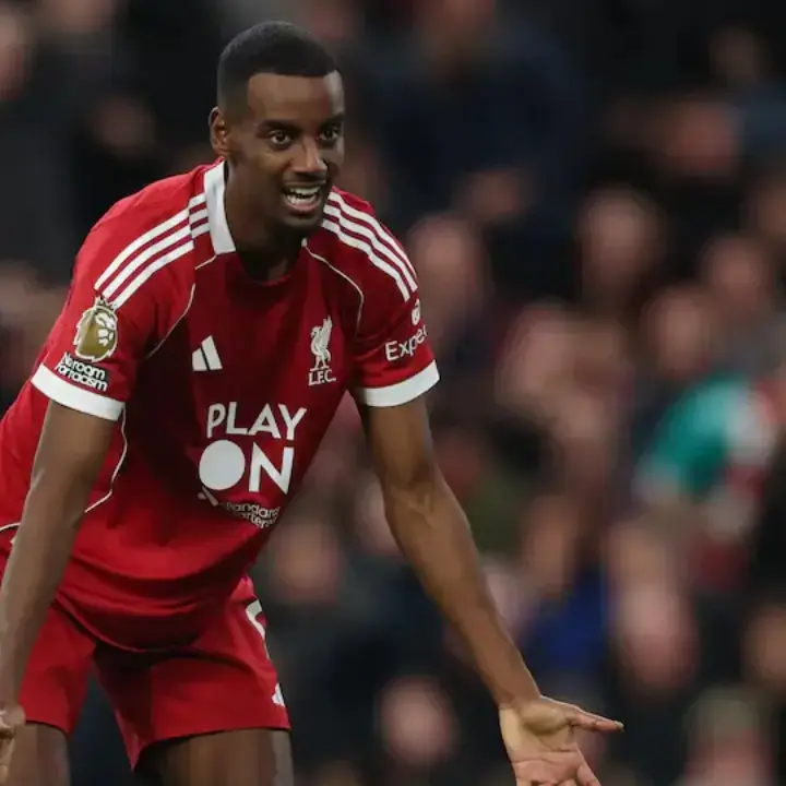 Alexander Isak Cemooh Fans Newcastle Saat Liverpool Imbang 2-2