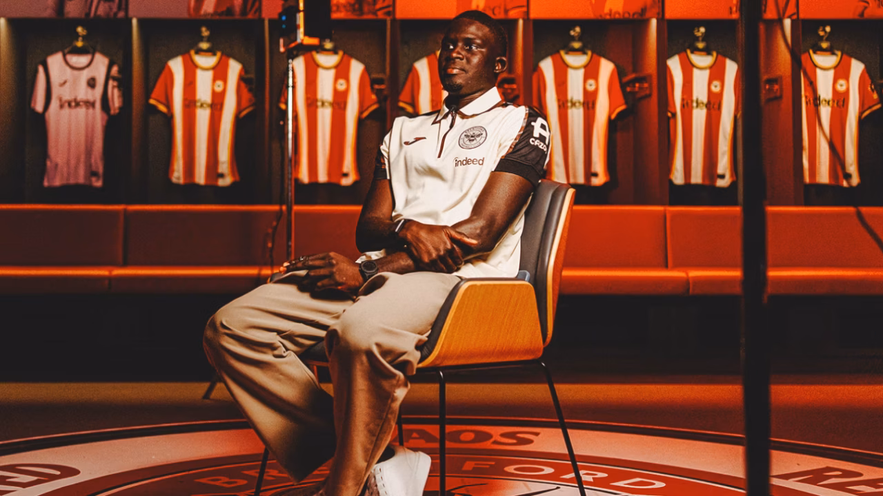 El Hadji Malick Diouf saat Interview setelah gabung dengan Brentford