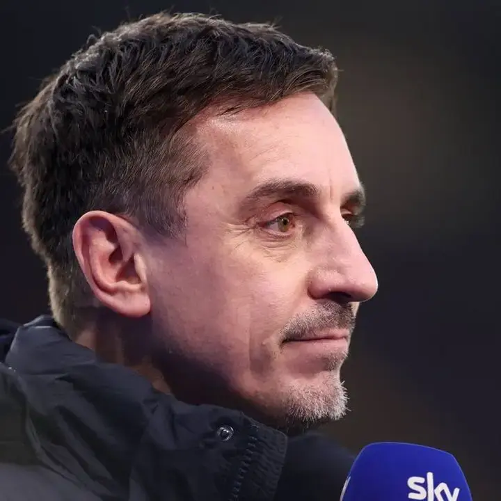 Gary Neville Kritik Keras Duet Mahal Liverpool Alexander Isak dan Florian Wirtz