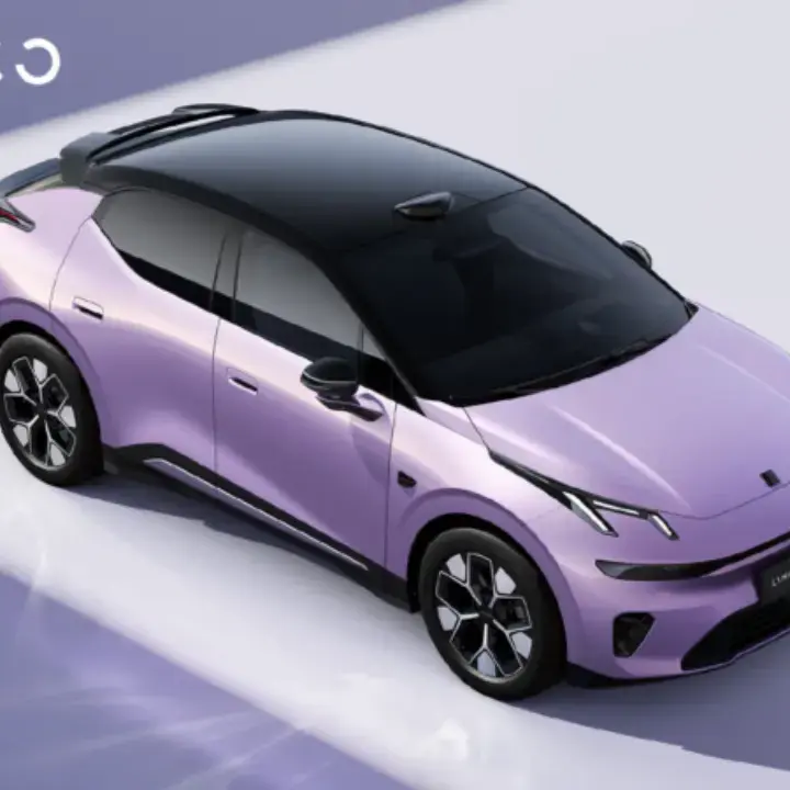 Lynk & Co 02 Versi Terbaru Tampil dengan Interior Ungu dan Penggerak Listrik 16-in-1