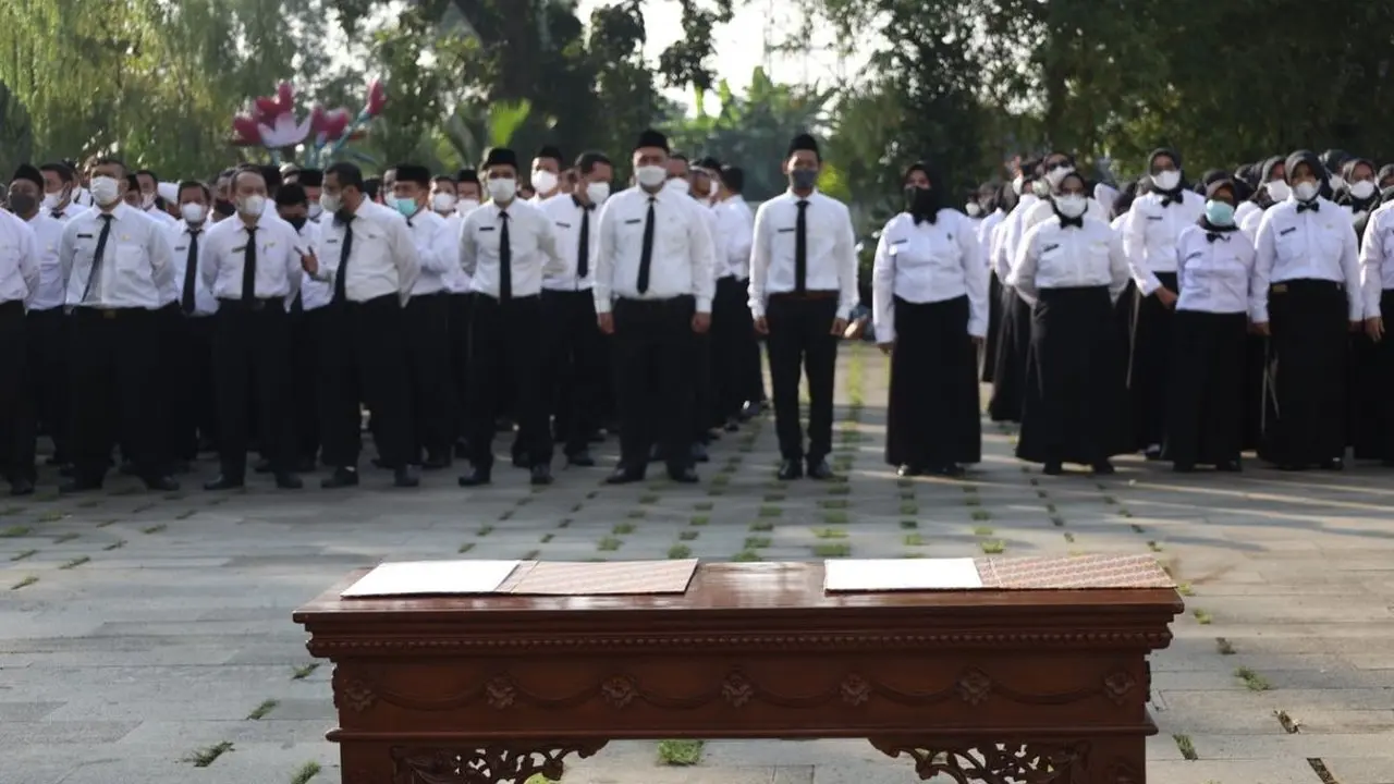 Guru PPPK Berkesempatan Jadi PNS Mulai 2027, Pemerintah Siapkan Rp 31 Triliun