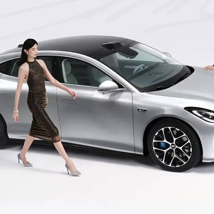 IM Motors Buka Pra-Pemesanan Sedan L6 Baru, Hadir dengan Sentuhan Desain Jimmy Choo