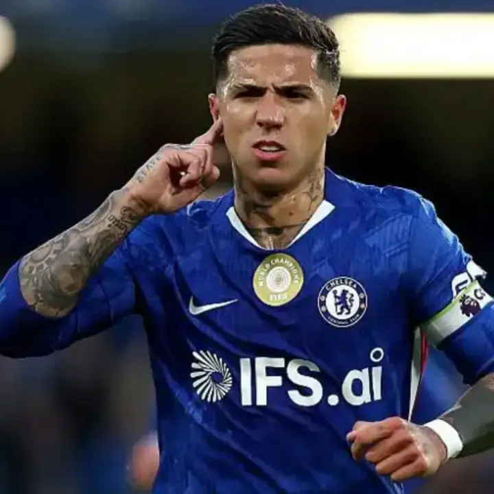 Enzo Fernandez Absen Lawan Luton Town, Menuju Man City?