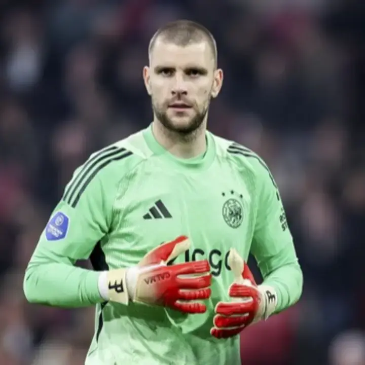 Hasil Eredivisie: Ajax Bantai Telstar 4-0, Maarten Paes Tetap di Bangku Cadangan
