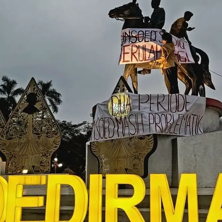 Mahasiswa Unsoed Gelar Aksi Protes Pasca OTT KPK Terhadap Rektor dan Wakil Rektor