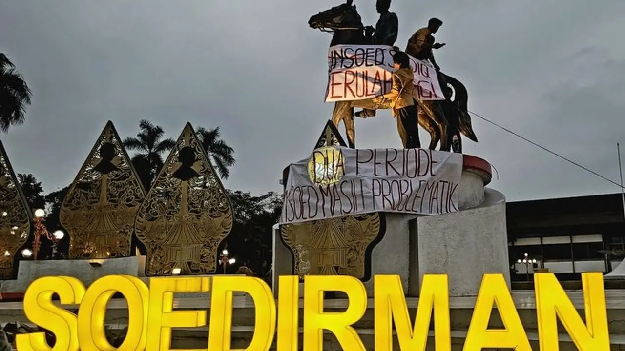 Mahasiswa Unsoed Gelar Aksi Protes Pasca OTT KPK Terhadap Rektor dan Wakil Rektor
