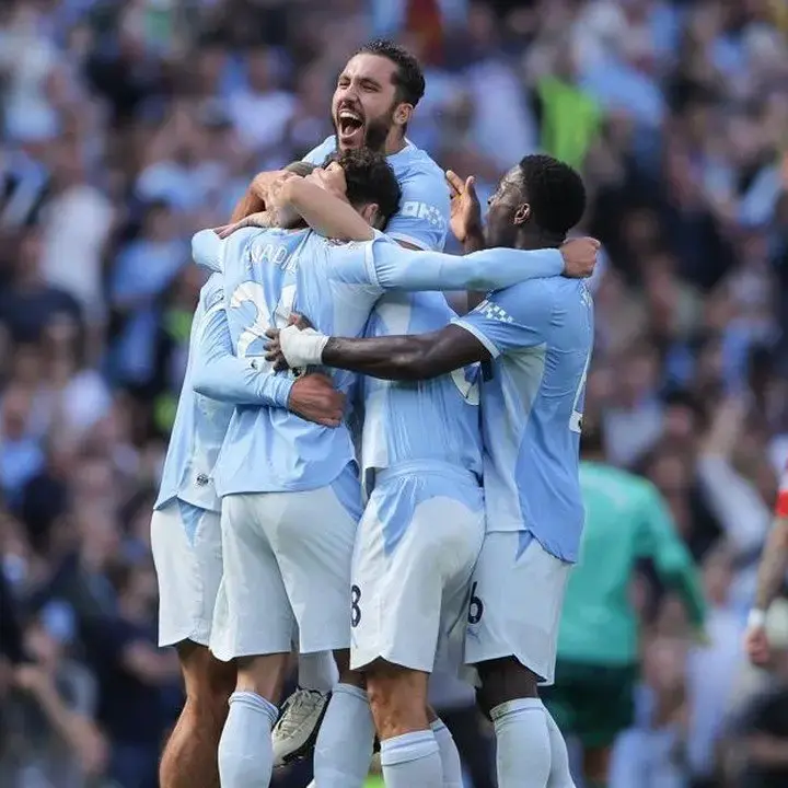 Manchester City Raih Kemenangan Comeback, Liverpool Tertahan di Pekan Perdana Liga Inggris 2026/2027