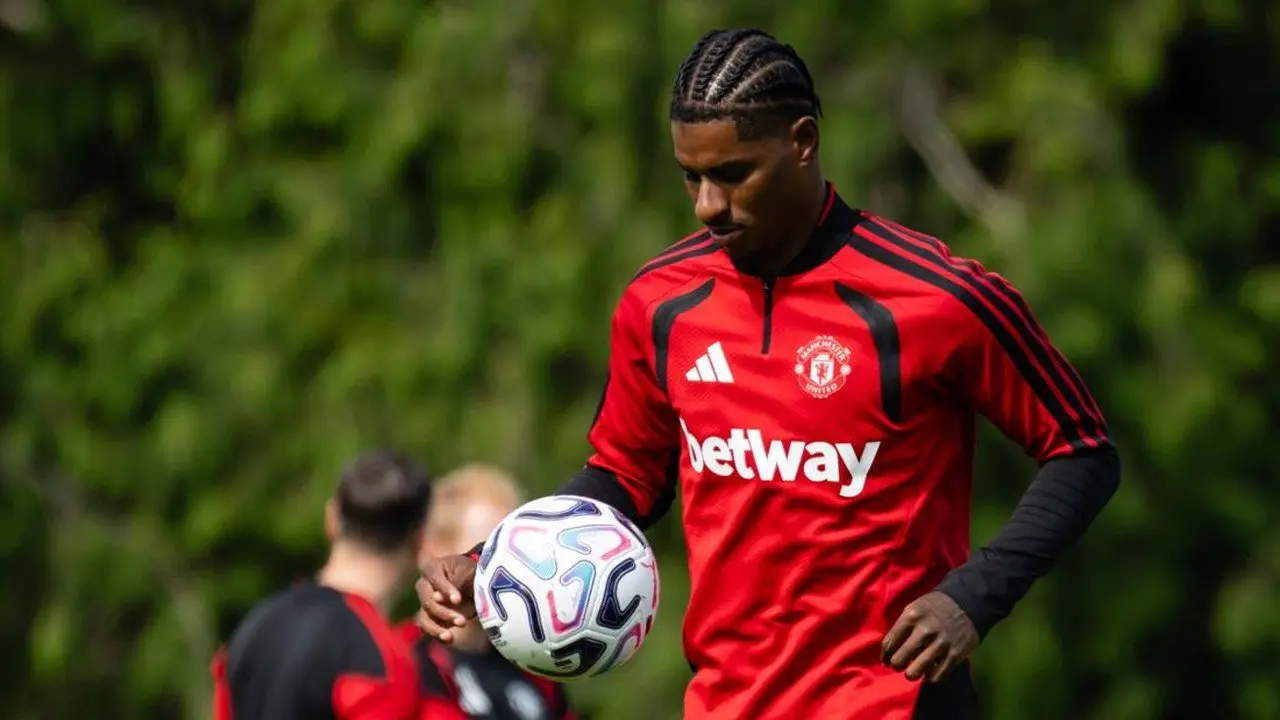 Marcus Rashford Kembali ke MU, Pilih Nomor 14 Ketimbang Nomor 10