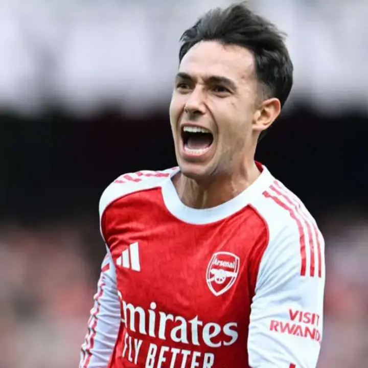 Mikel Arteta Tegaskan Martin Zubimendi Tak Dijual Arsenal