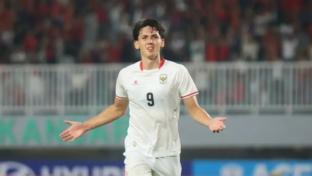 Mitchell Baker Cetak Gol Perdana di Liga Kampus AS Setelah Gemilang di Timnas Indonesia