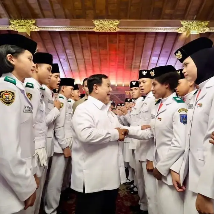 Prabowo Puji Dedikasi Petugas HUT Ke-81 RI, Ajak Jaga Semangat Kebersamaan