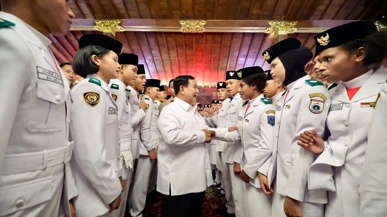 Prabowo Puji Dedikasi Petugas HUT Ke-81 RI, Ajak Jaga Semangat Kebersamaan