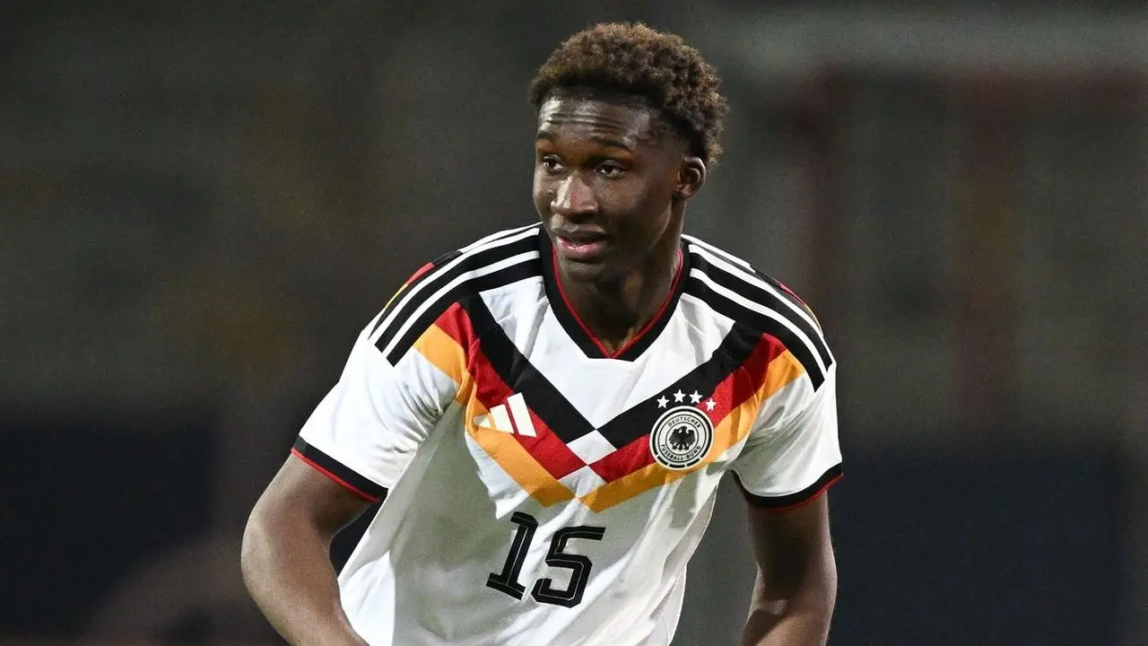 RC Strasbourg Sepakati Transfer Bek Muda Jerman, Karim Coulibaly