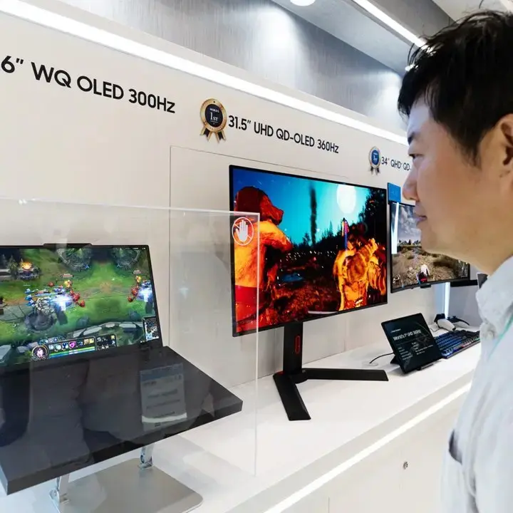 Samsung Display Pamerkan Laptop OLED 300Hz dan Layar Stretchable 20 Inci Pertama di Dunia
