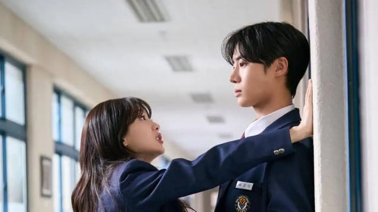 Tiga Karakter Cewek K-Drama yang Terkenal Bucin Sejak Pandangan Pertama