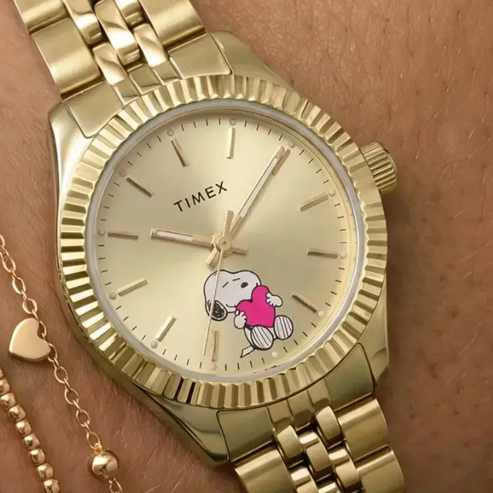 Timex Hadirkan Jam Tangan Snoopy Mini 25mm Bergaya Vintage