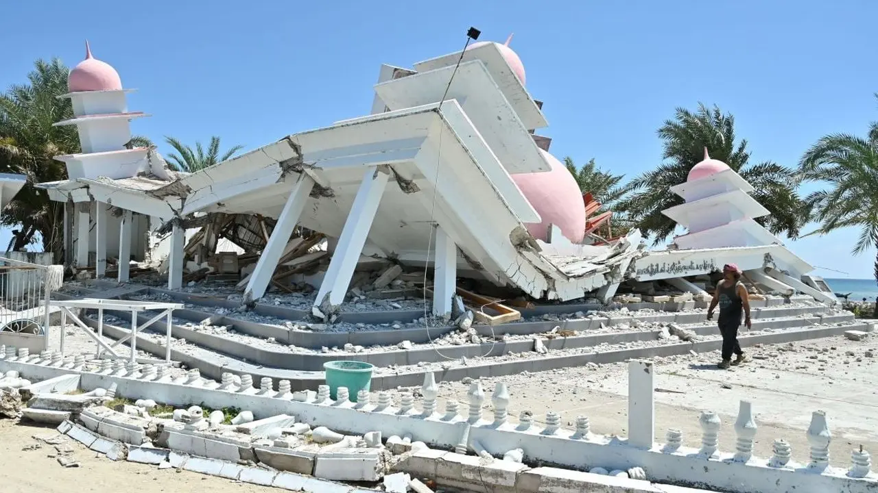 Update Gempa NTT: 83 Meninggal Dunia, 110.785 Warga Mengungsi