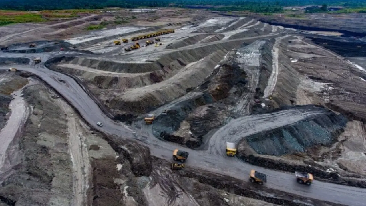 Haji Isam Akuisisi 30 Saham Byan Intip Profil Bayan Resources Dan Kinerja Semester I 2026
