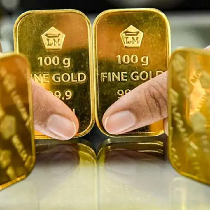 Harga Emas Dunia Merangkak Naik Setelah Sempat Anjlok Sebulan