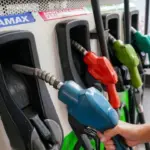 Harga Minyak Dunia Bertahan di Atas US$100, Harga Pertamax Berpotensi Naik