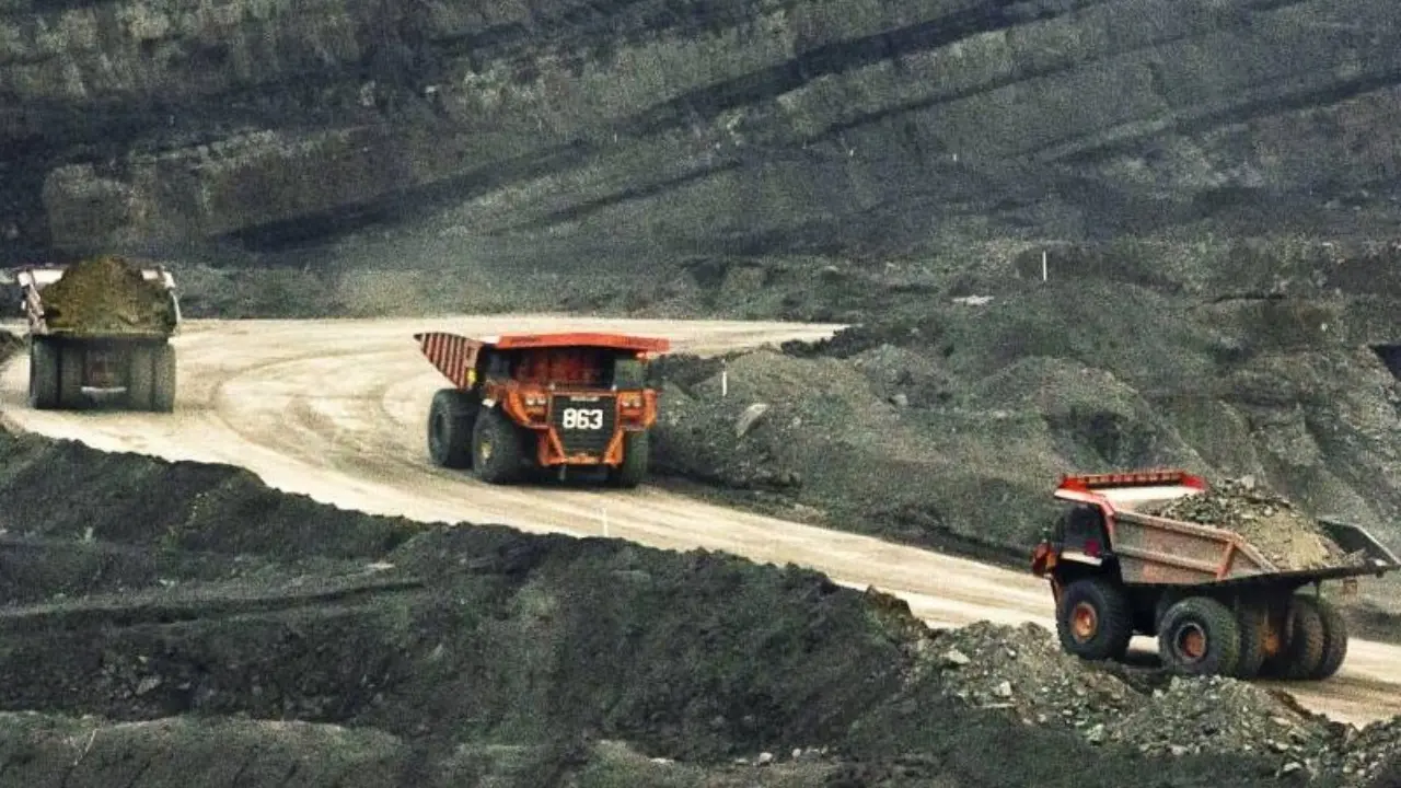 Investor Asing Lepas Saham Bumi Dan Adro Dana Beralih Ke Emiten Tambang Mineral Dan Strategis