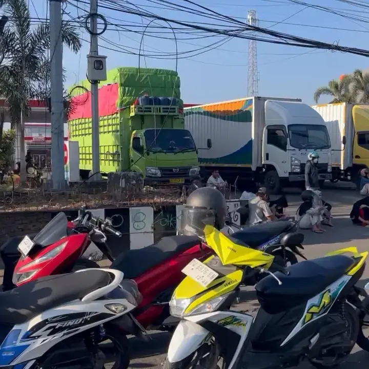 Krisis BBM Makassar Picu ASN WFH, Pemerintah Tambah Pasokan dan Perluas Operasional SPBU
