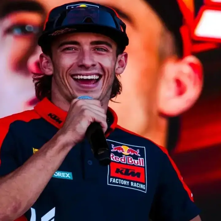Pedro Acosta Meraih Kemenangan Perdana di MotoGP Austria 2026, KTM Akhiri Puasa Kemenangan