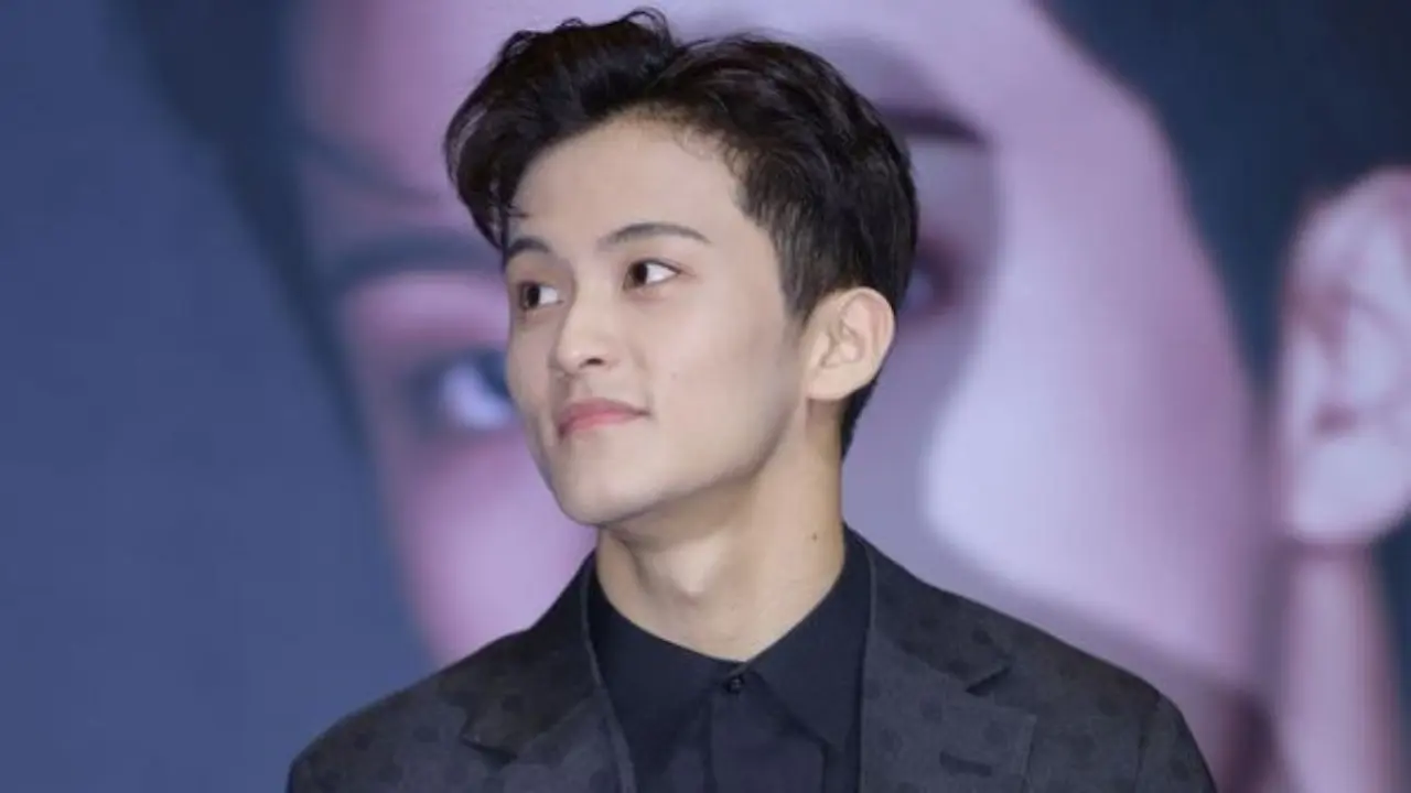 Video Viral Tuduh Popularitas Mark Lee Menurun Rekaman Lain Ungkap Sambutan Penggemar Di Acara