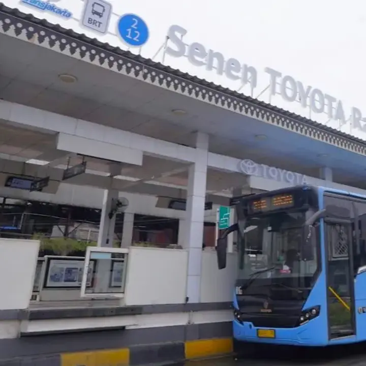 Viral Penumpang Tuding Sopir Transjakarta Ugal-ugalan, Rekaman CCTV Ungkap Kejadian Sebenarnya